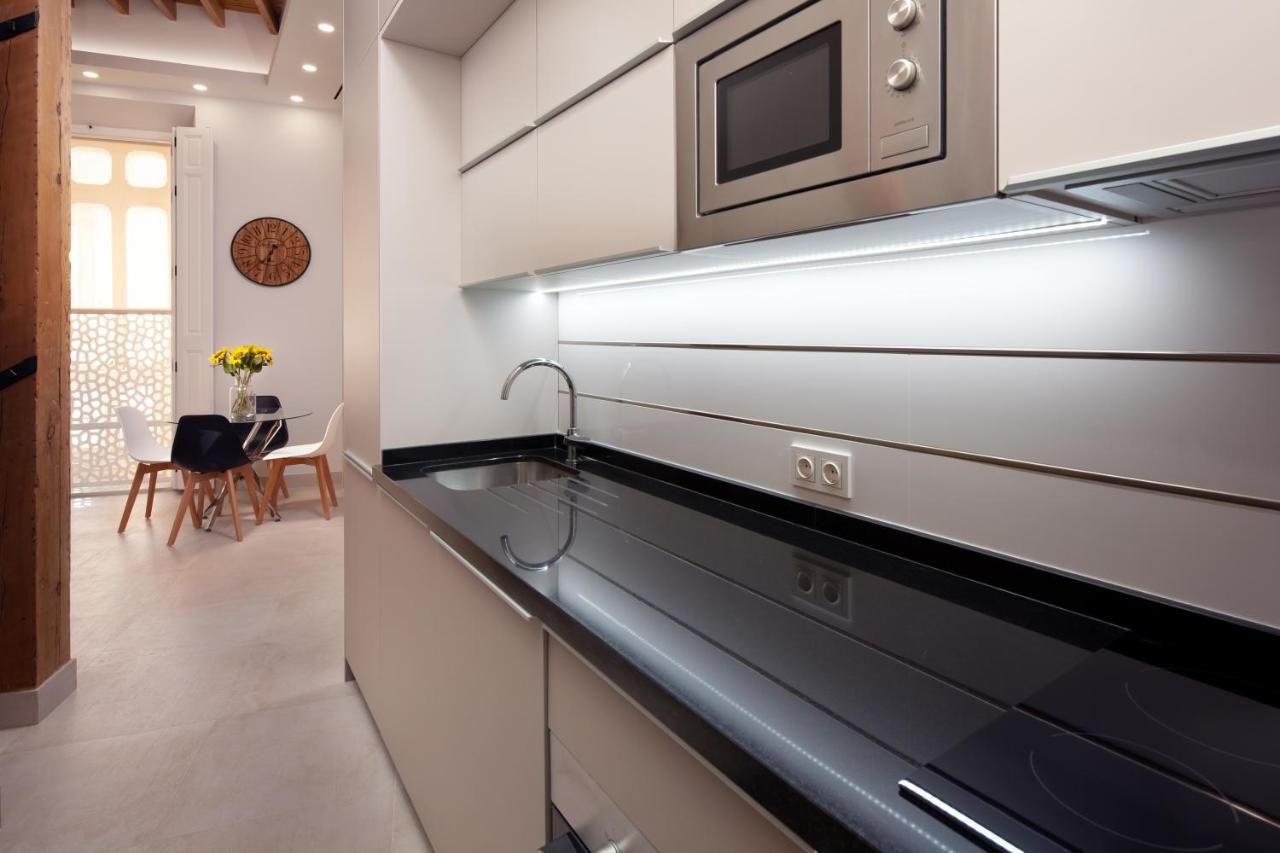 Inmalaga Santos Suites 1 Dış mekan fotoğraf