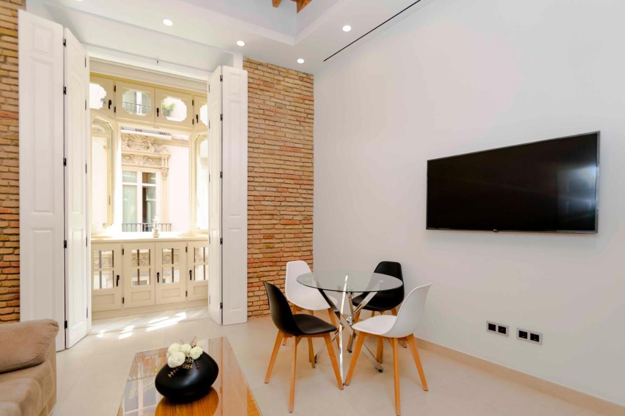 Inmalaga Santos Suites 1 Dış mekan fotoğraf